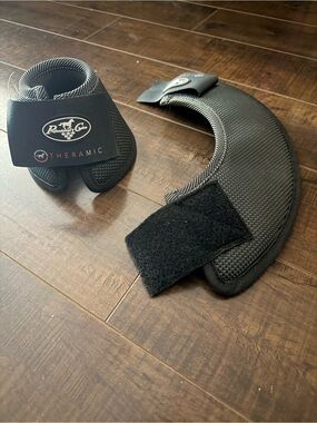 Professional’s Choice Theramic Bell Boots - M